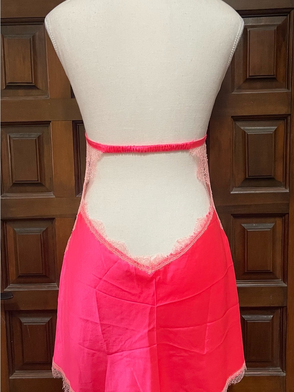 Victoria's Secret Fuchsia Pink & Pale Pink Lace Halter Chemise Lingerie NWOT - Picture 9 of 16